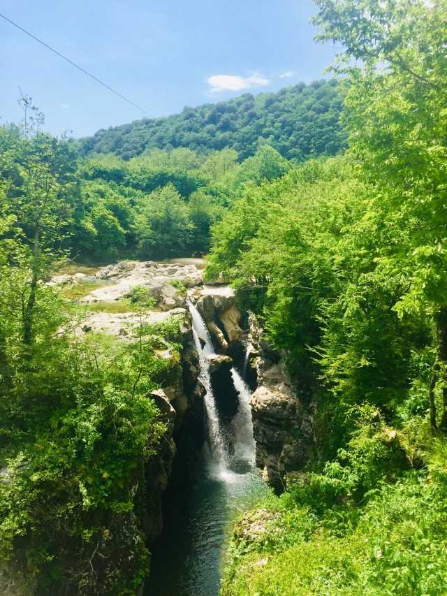 Kinchal Waterfall